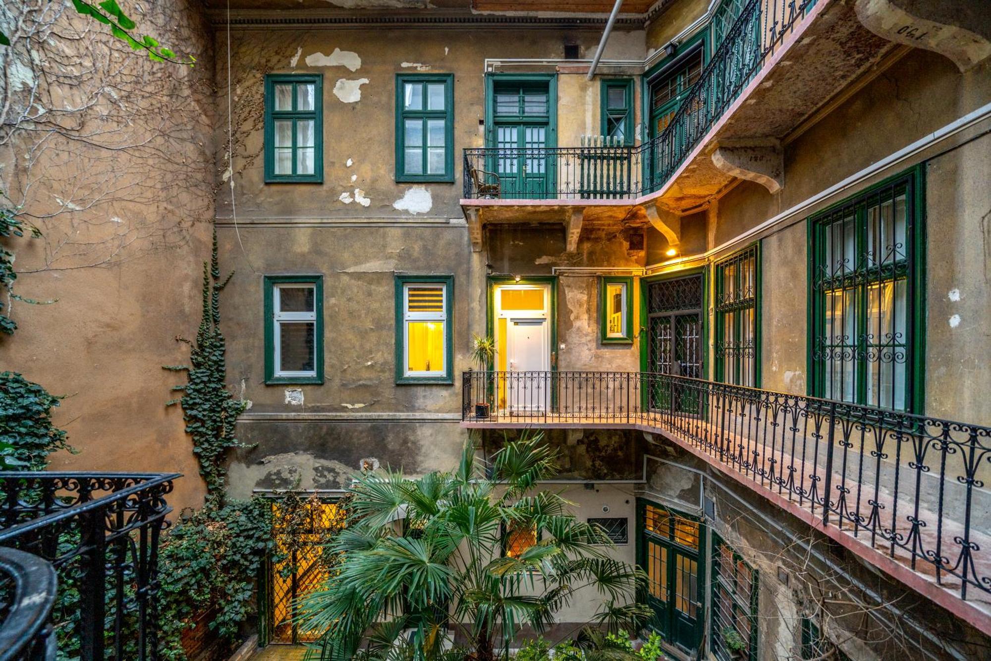 Sweet Dreams At Opera House Downtown Apartment Budapesta Exterior foto
