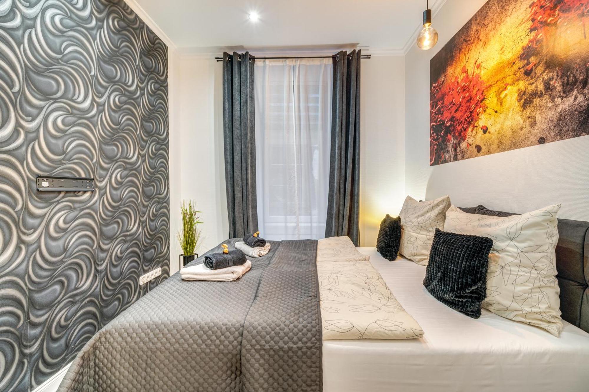 Sweet Dreams At Opera House Downtown Apartment Budapesta Exterior foto