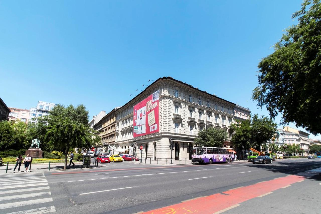Sweet Dreams At Opera House Downtown Apartment Budapesta Exterior foto