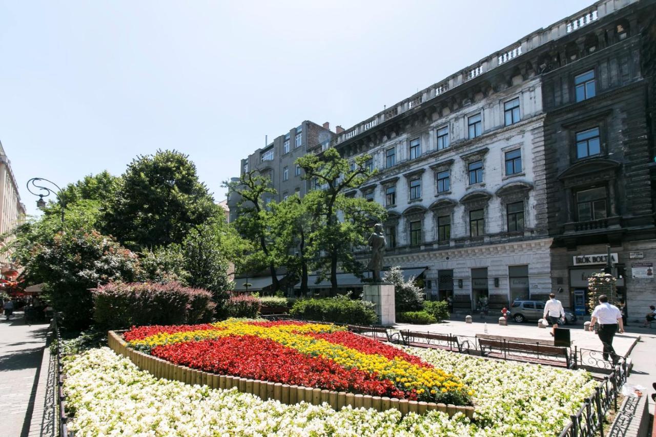 Sweet Dreams At Opera House Downtown Apartment Budapesta Exterior foto